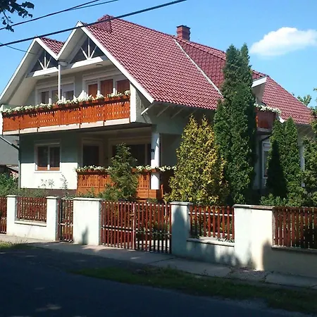 In Balatonföldvar 45318
